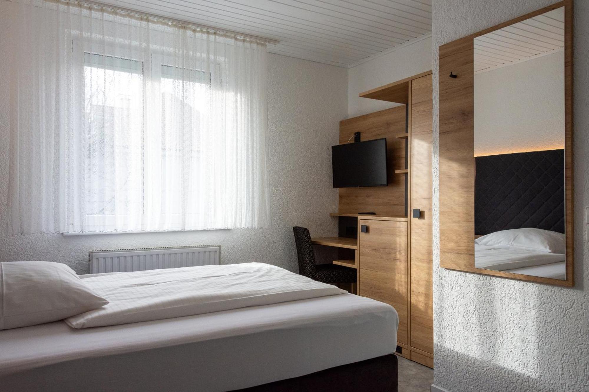 Hotel-Cocco-Bello In Der Villa Foret Ludwigsburg Luaran gambar